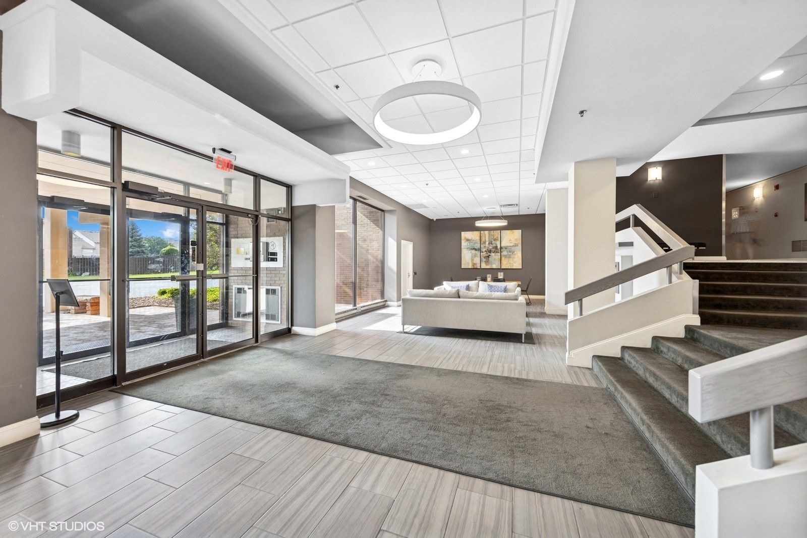 465 W Dominion Drive #709, Wood Dale, IL 60191