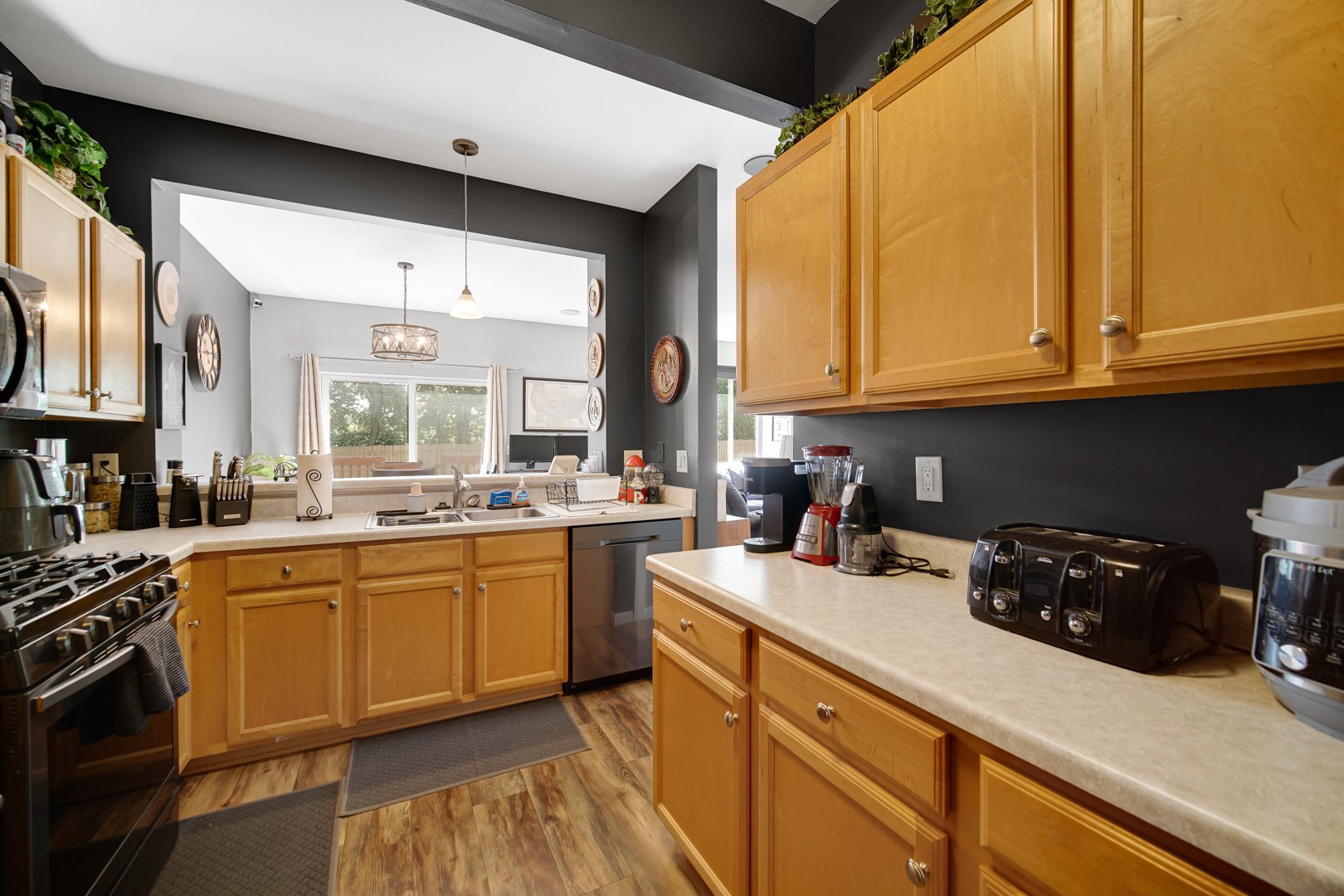 4576 Hilltop Drive, Loves Park, IL 61111
