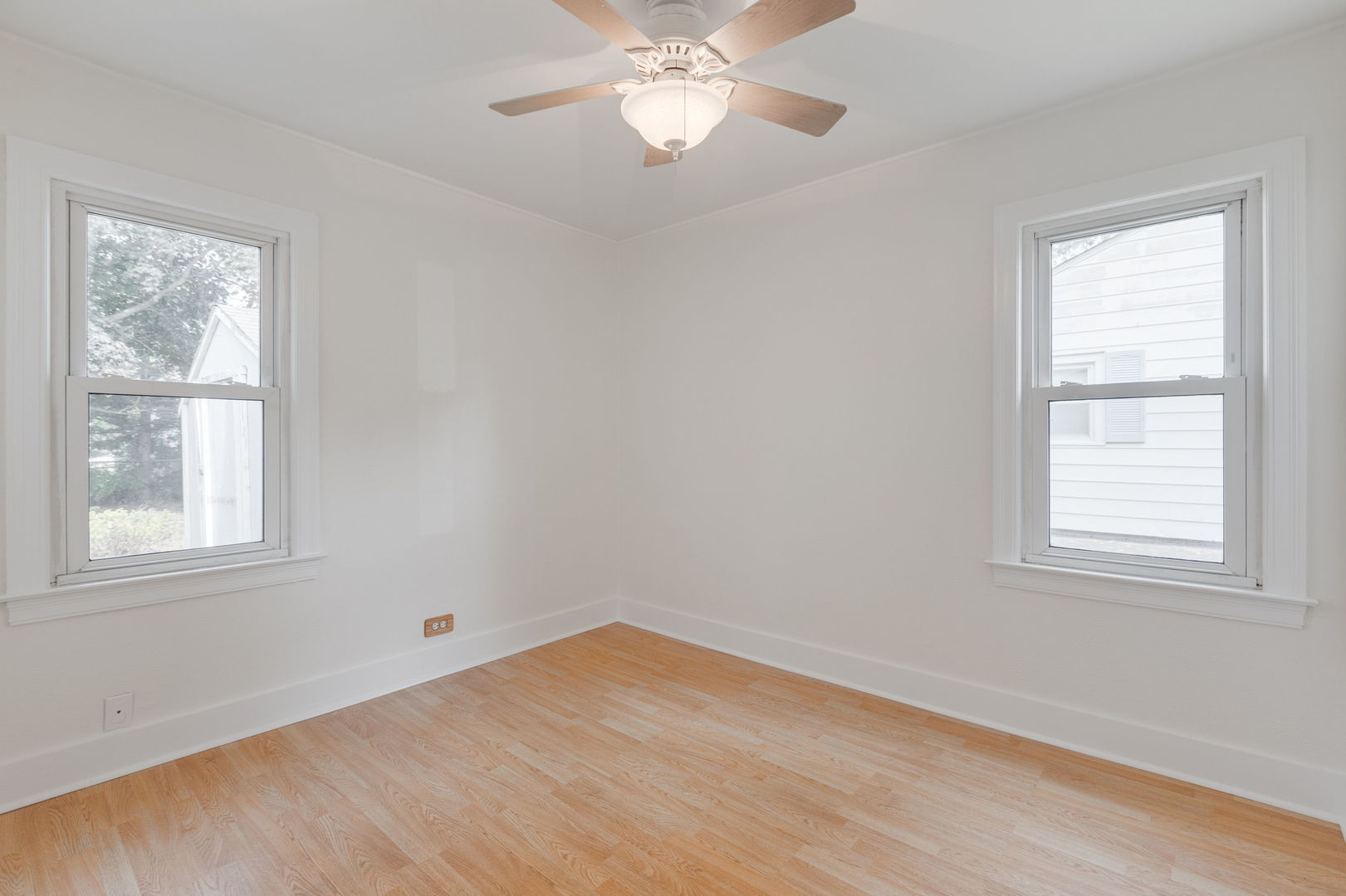 228 Woodlawn Drive, Mundelein, IL 60060