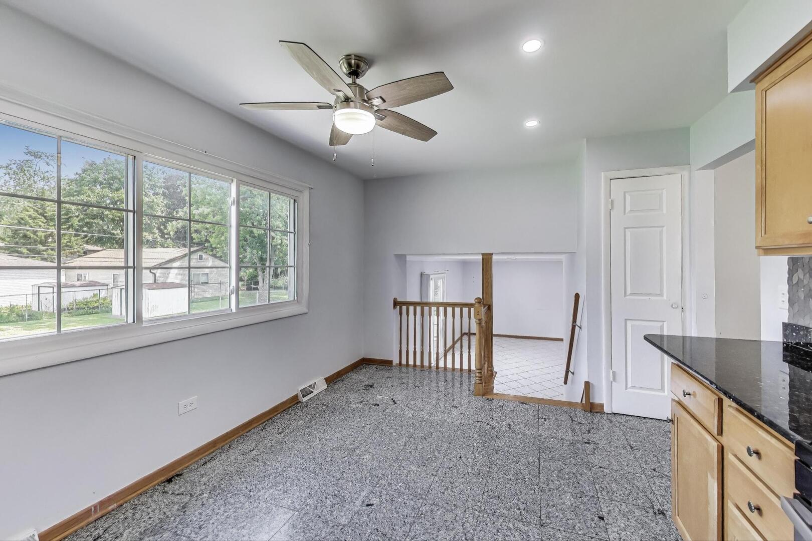 1912 E Camp Mcdonald Road, Mount Prospect, IL 60056