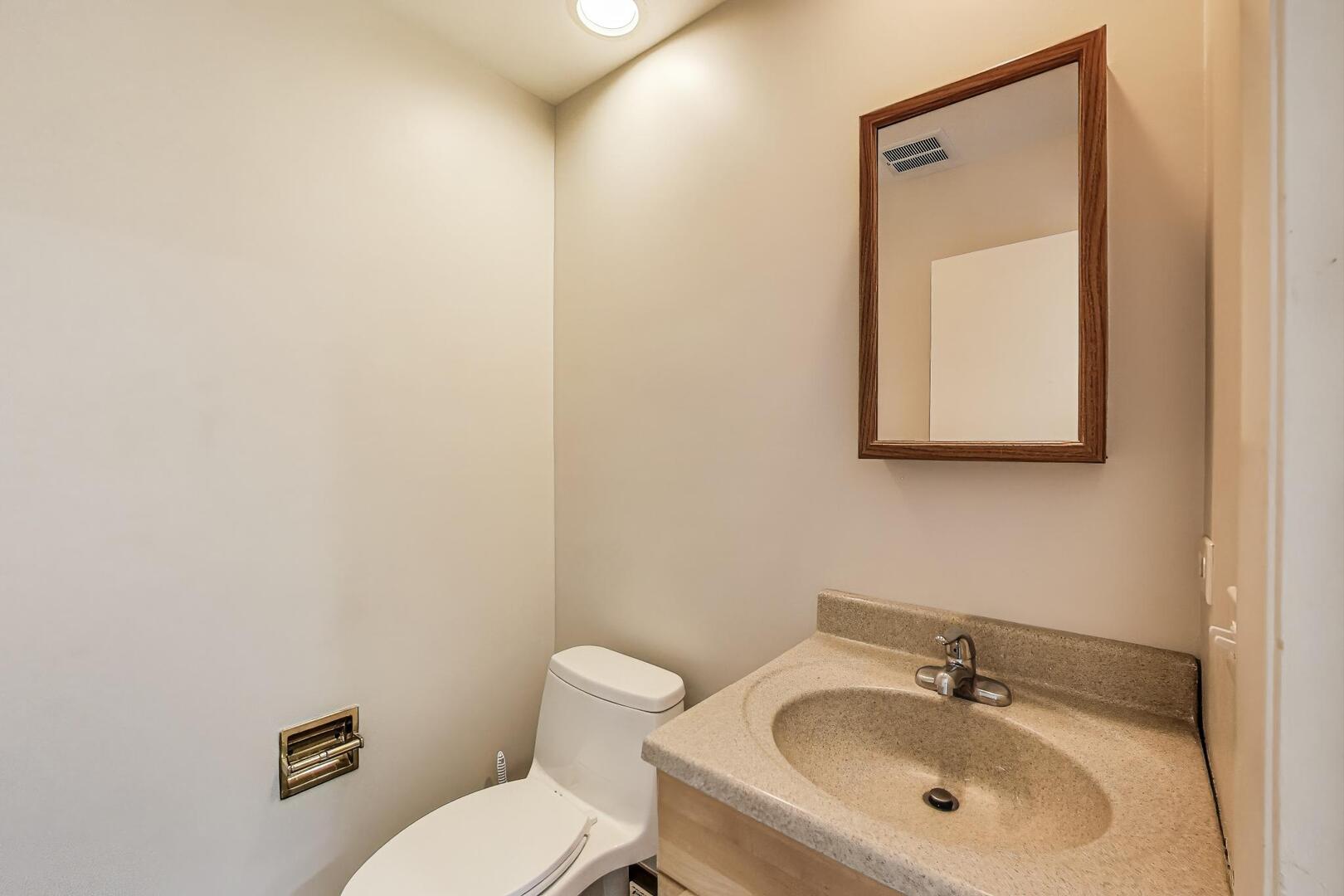 1912 E Camp Mcdonald Road, Mount Prospect, IL 60056