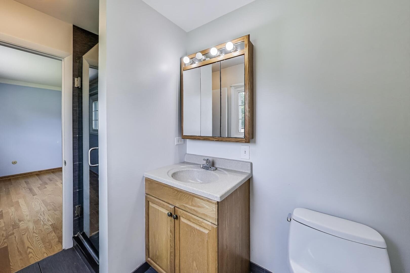 1912 E Camp Mcdonald Road, Mount Prospect, IL 60056