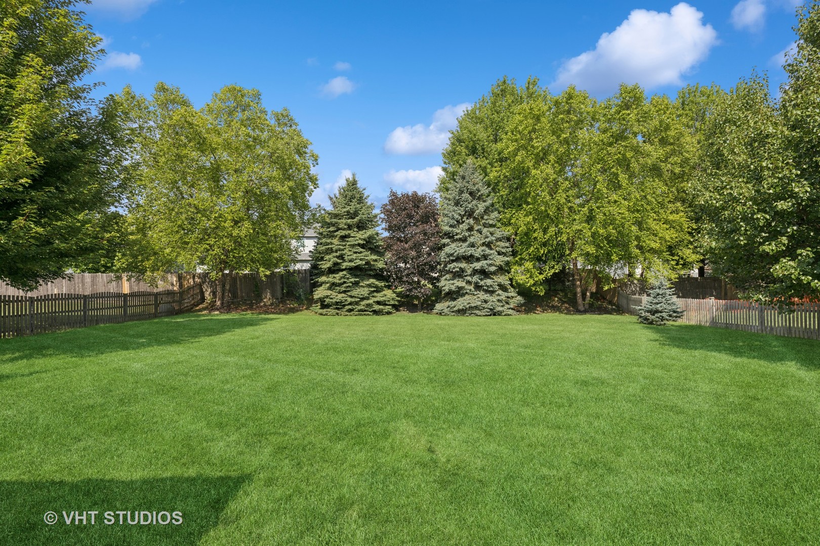 11581 BEACON Avenue, Huntley, IL 60142