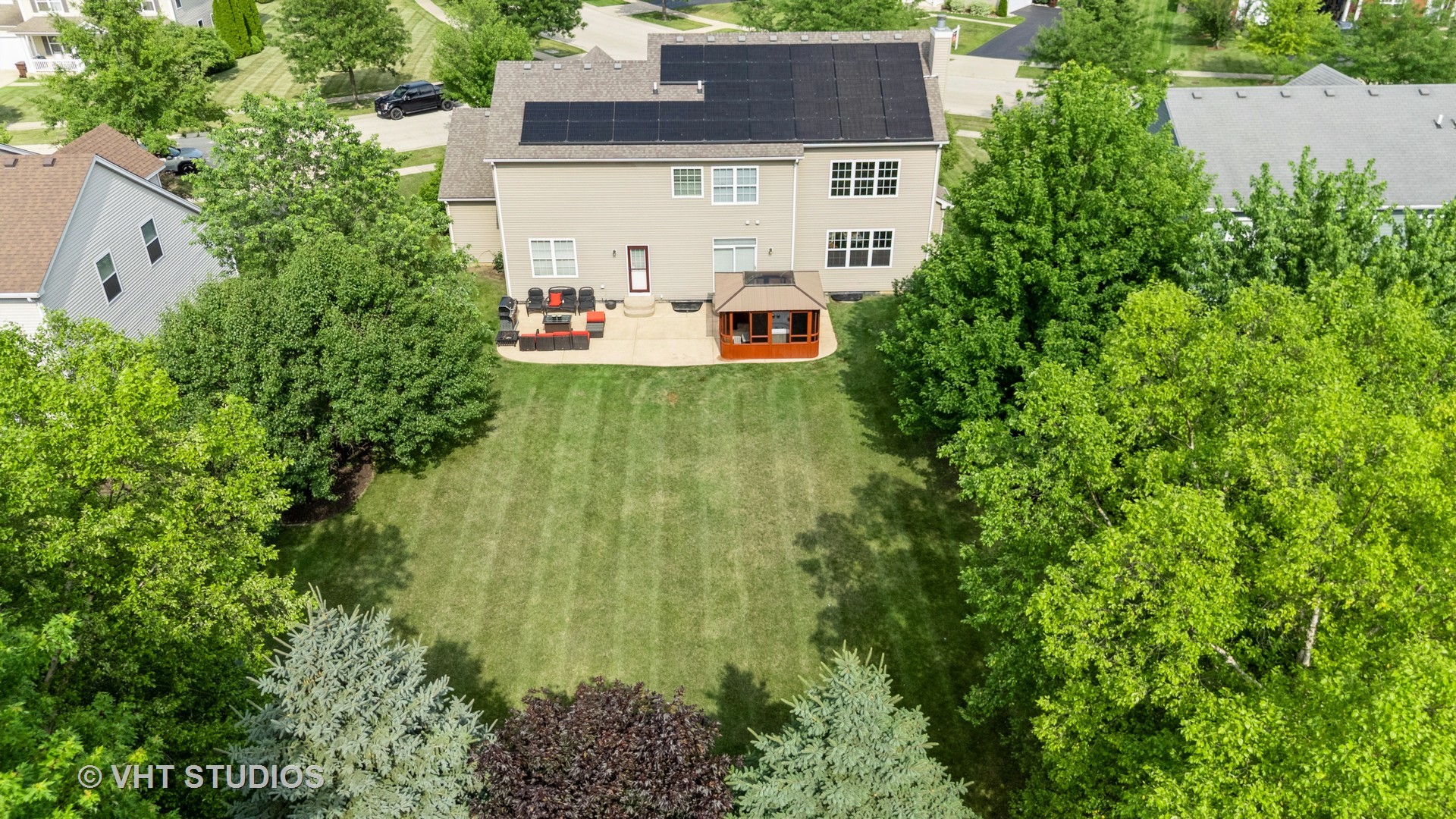 11581 BEACON Avenue, Huntley, IL 60142
