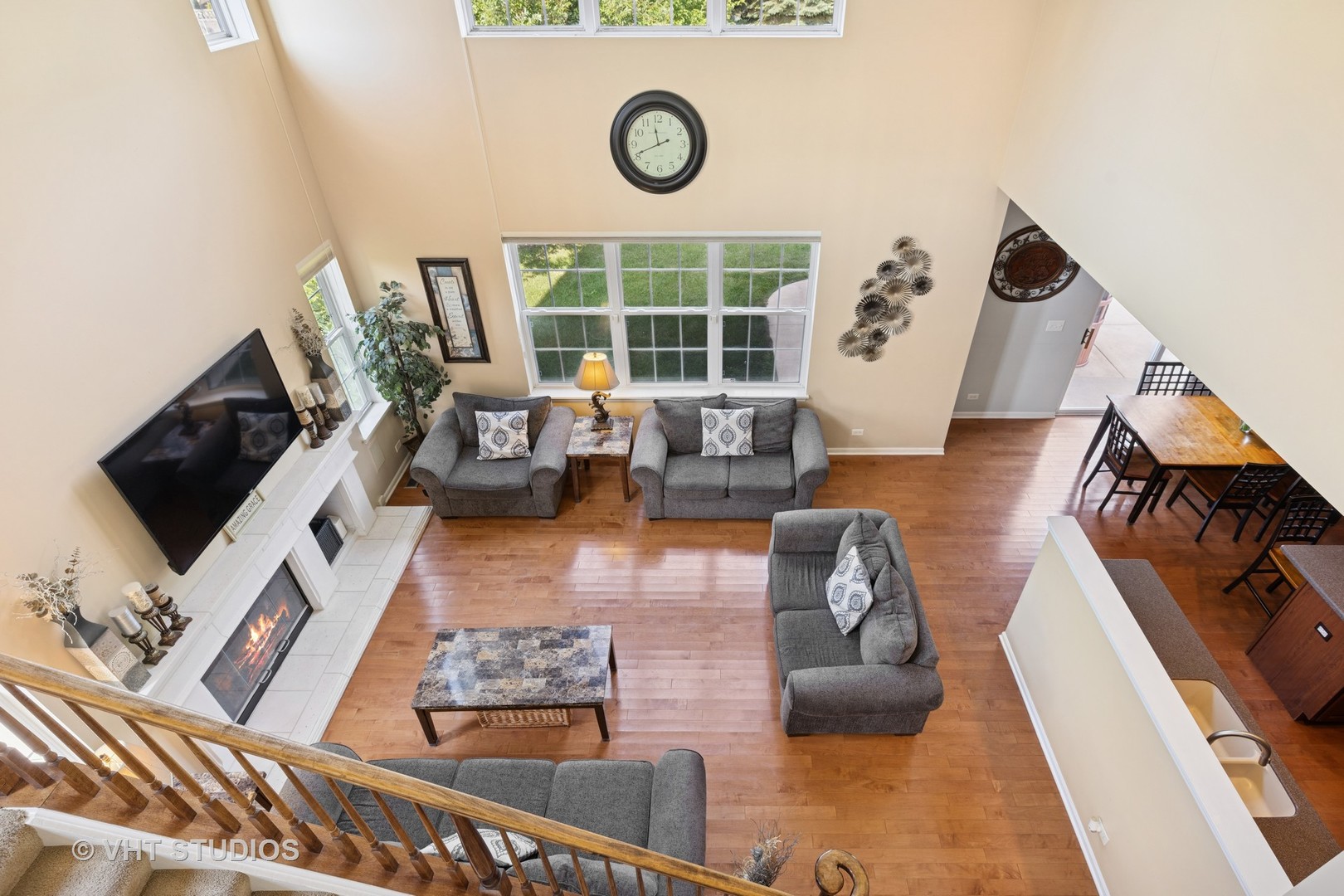 11581 BEACON Avenue, Huntley, IL 60142