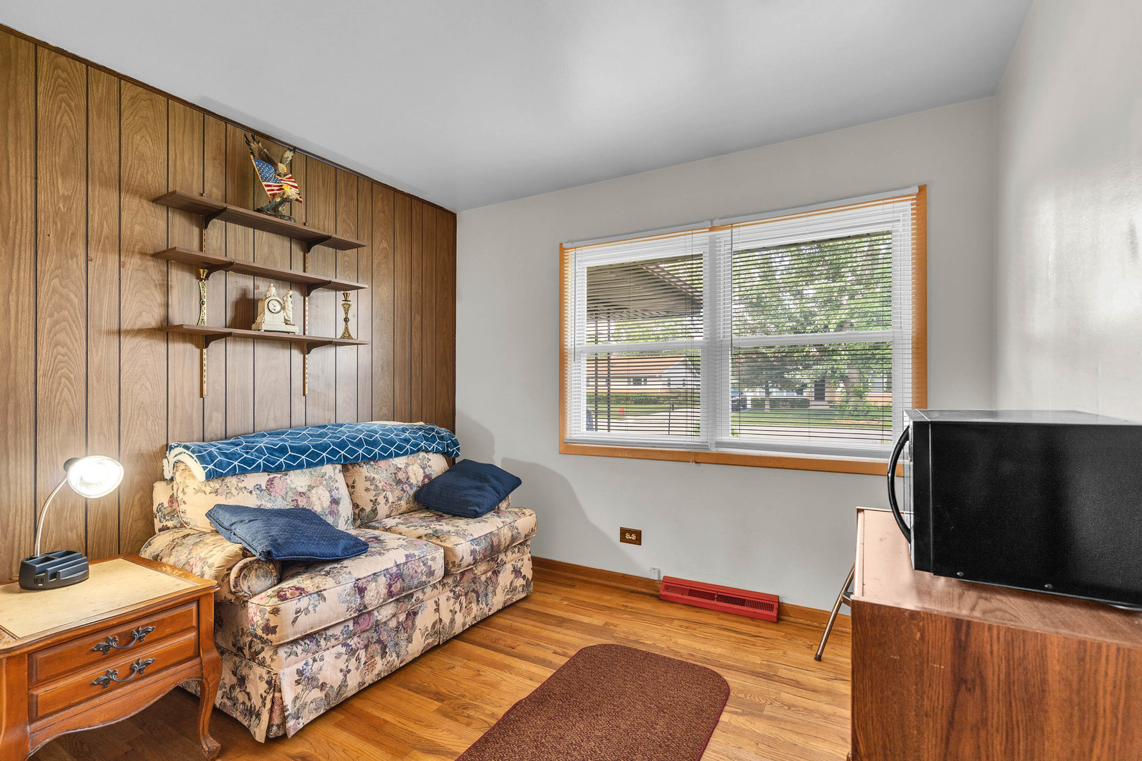 78 RIDGEWOOD Road, Elk Grove Village, IL 60007