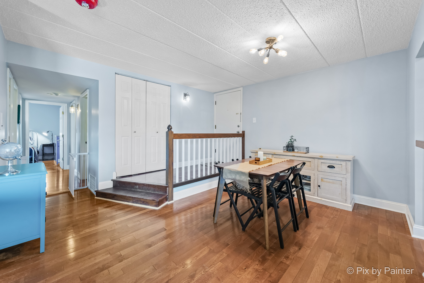 61 W Pier Drive #201, Westmont, IL 60559