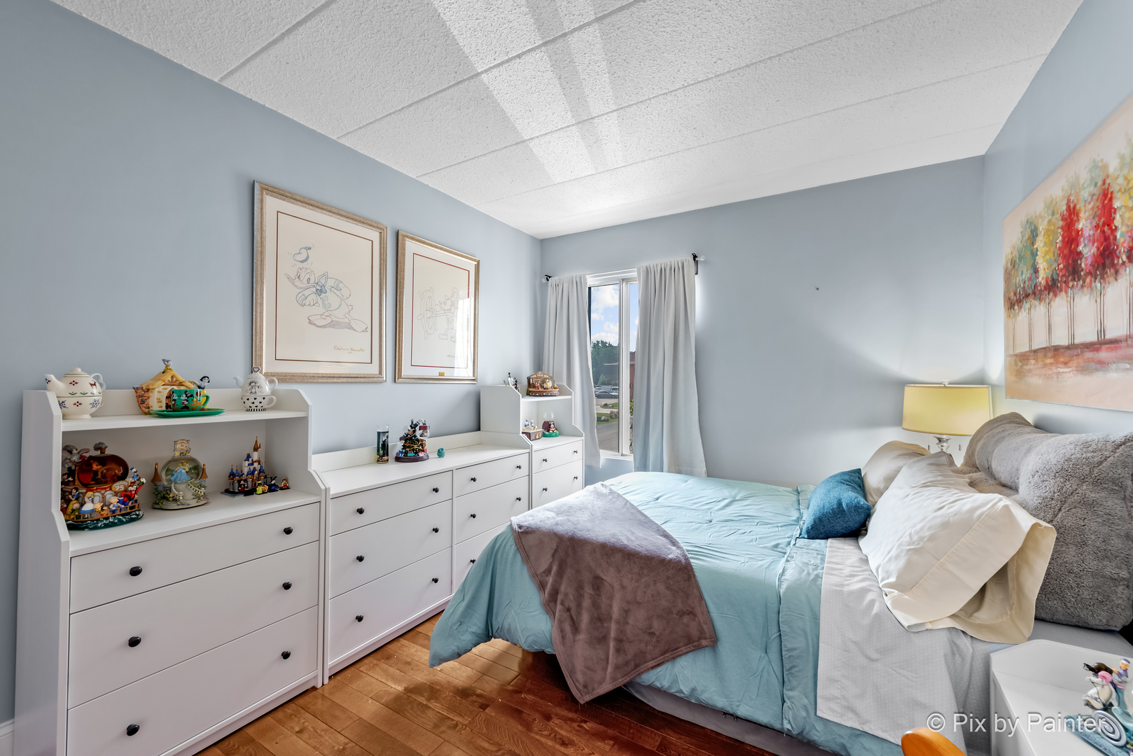 61 W Pier Drive #201, Westmont, IL 60559