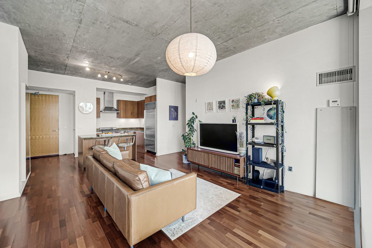600 N Fairbanks Court #2304, Chicago, IL 60611