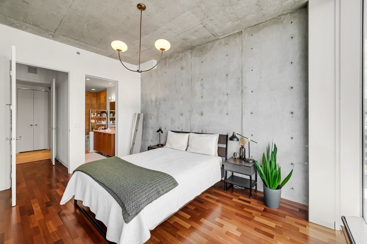 600 N Fairbanks Court #2304, Chicago, IL 60611