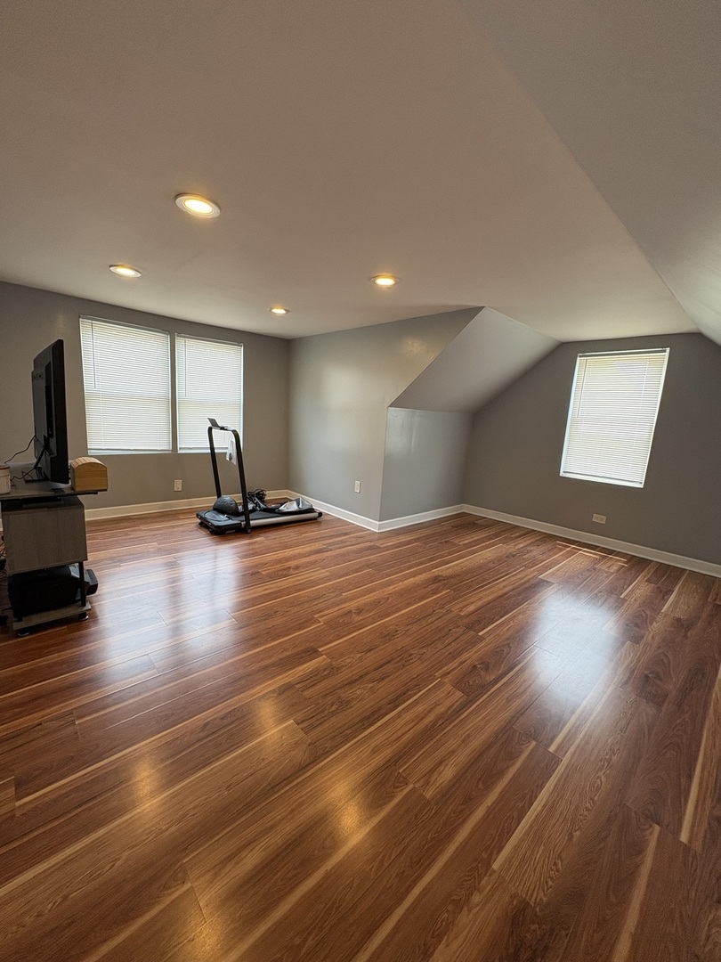 2856 W 84th Place, Chicago, IL 60652