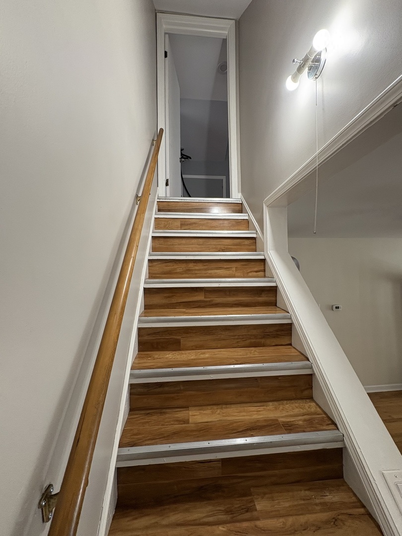 2856 W 84th Place, Chicago, IL 60652