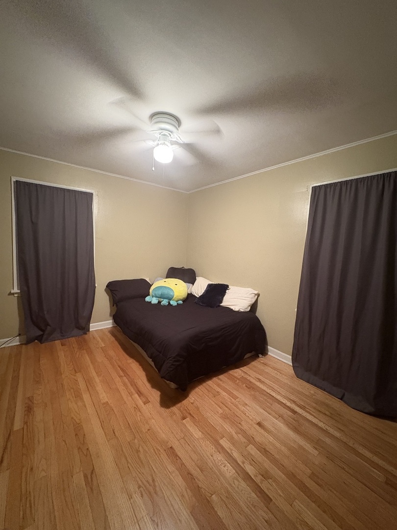 2856 W 84th Place, Chicago, IL 60652