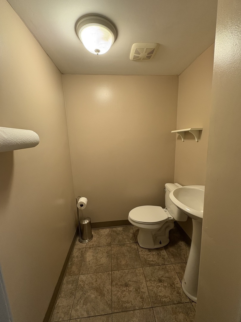 2856 W 84th Place, Chicago, IL 60652