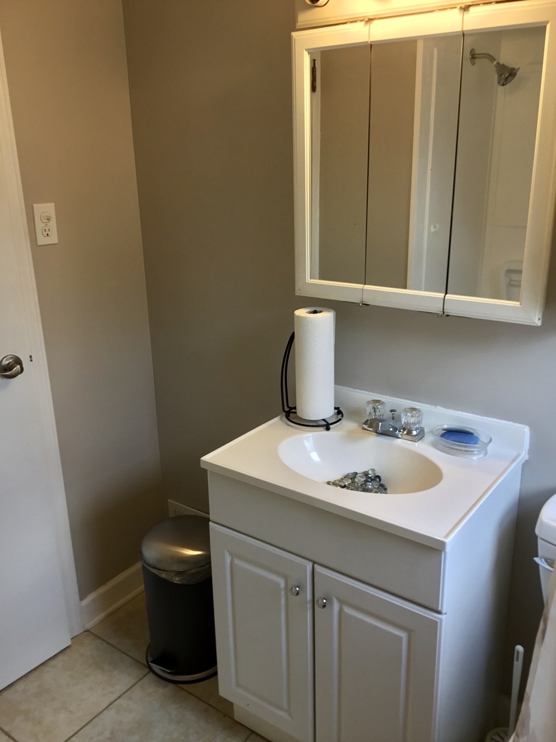 2856 W 84th Place, Chicago, IL 60652