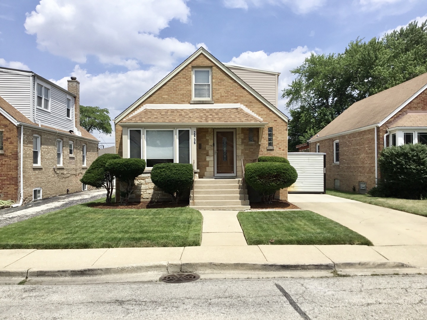 2856 W 84th Place, Chicago, IL 60652