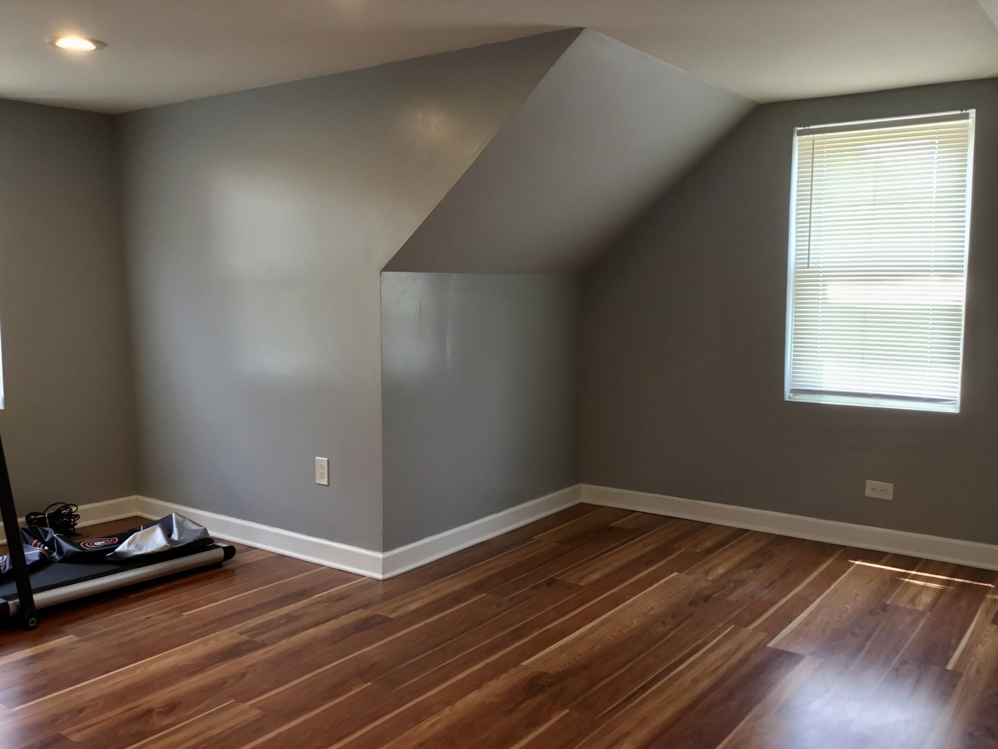 2856 W 84th Place, Chicago, IL 60652