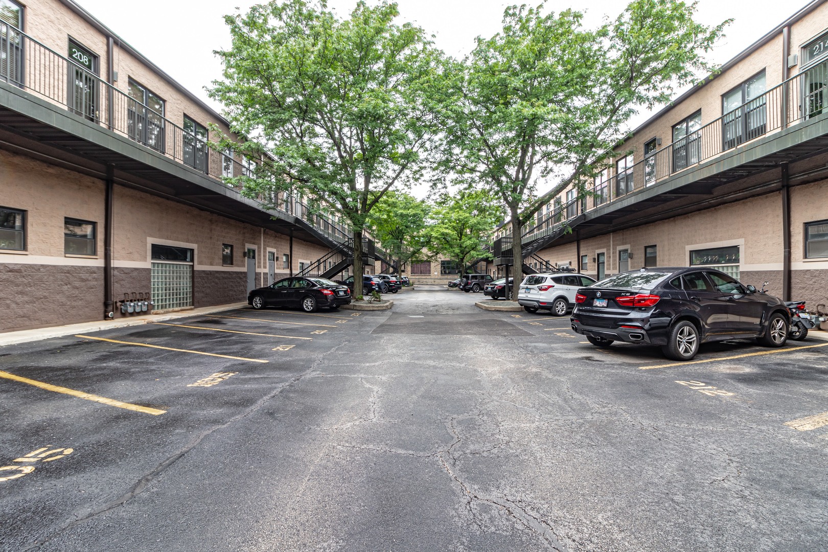400 N Racine Avenue #110B, Chicago, IL 60642
