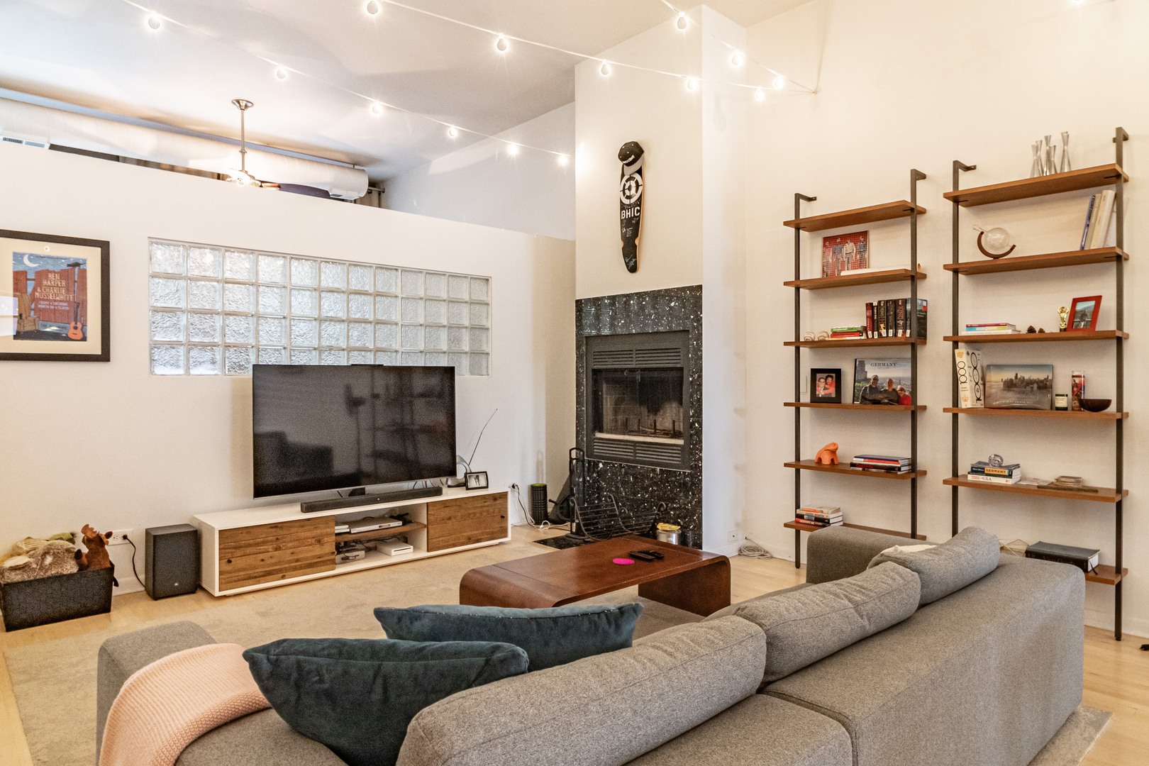 400 N Racine Avenue #110B, Chicago, IL 60642