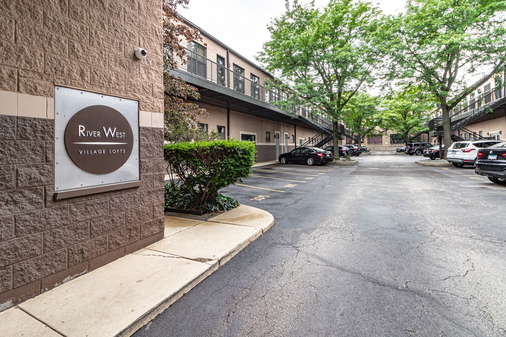 400 N Racine Avenue #110B, Chicago, IL 60642