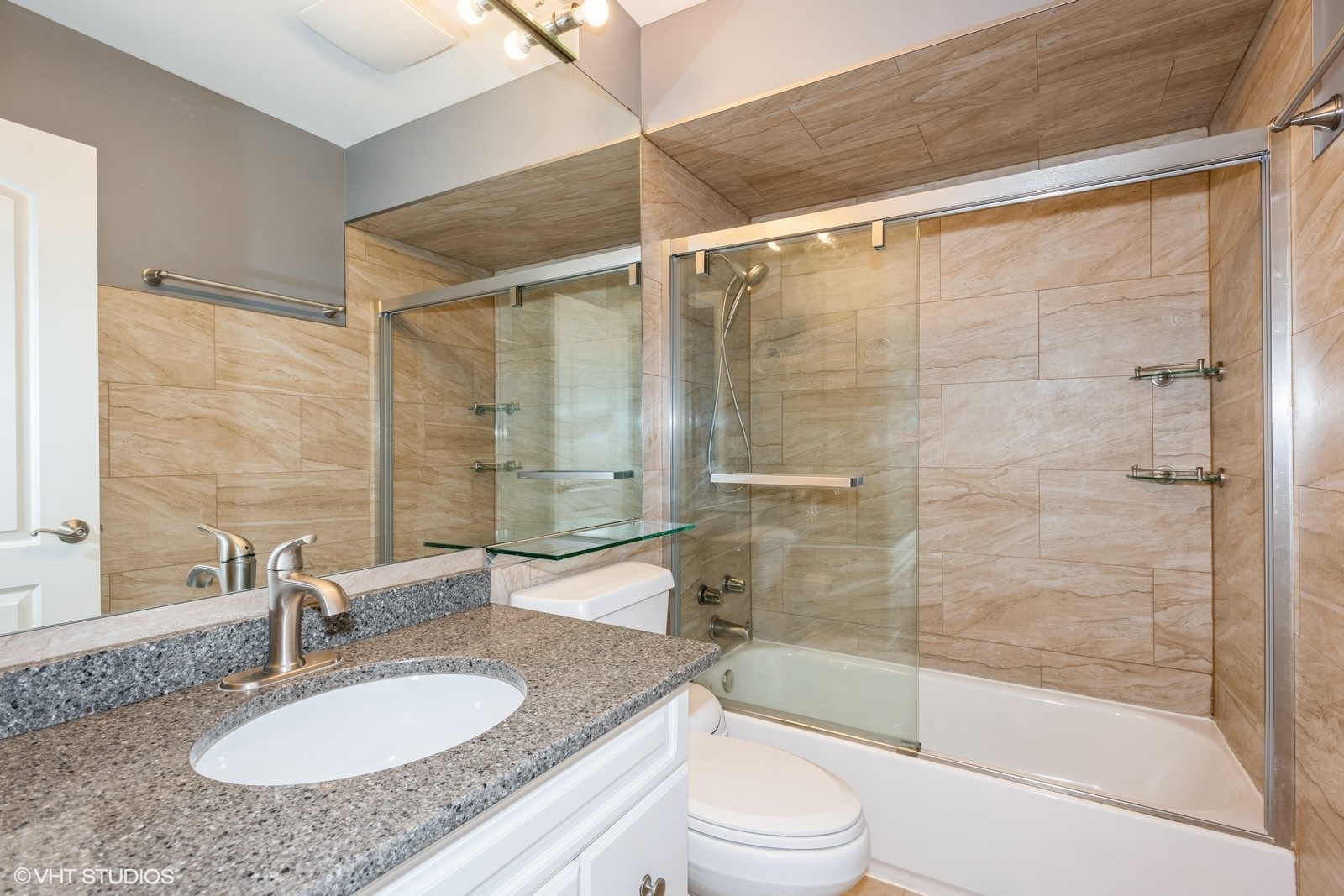 7345 Winthrop Way #1, Downers Grove, IL 60516