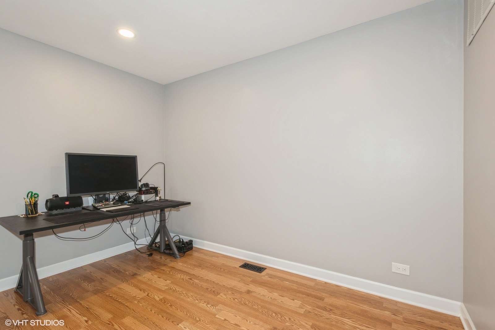 7345 Winthrop Way #1, Downers Grove, IL 60516
