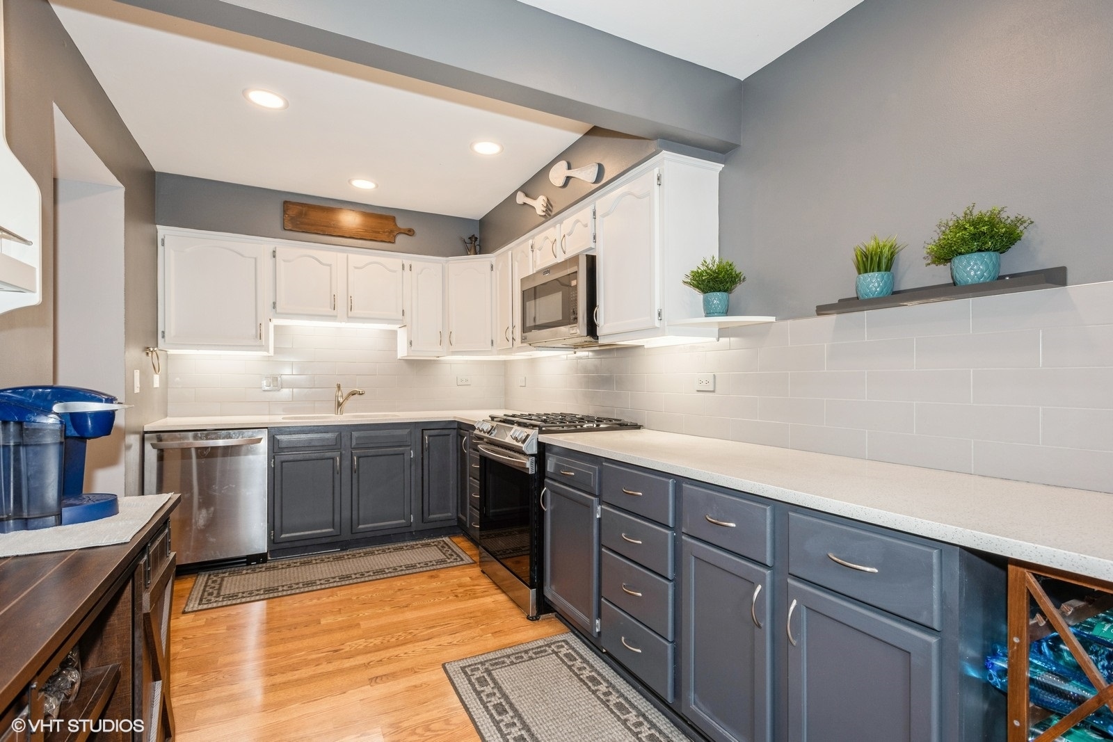 7345 Winthrop Way #1, Downers Grove, IL 60516