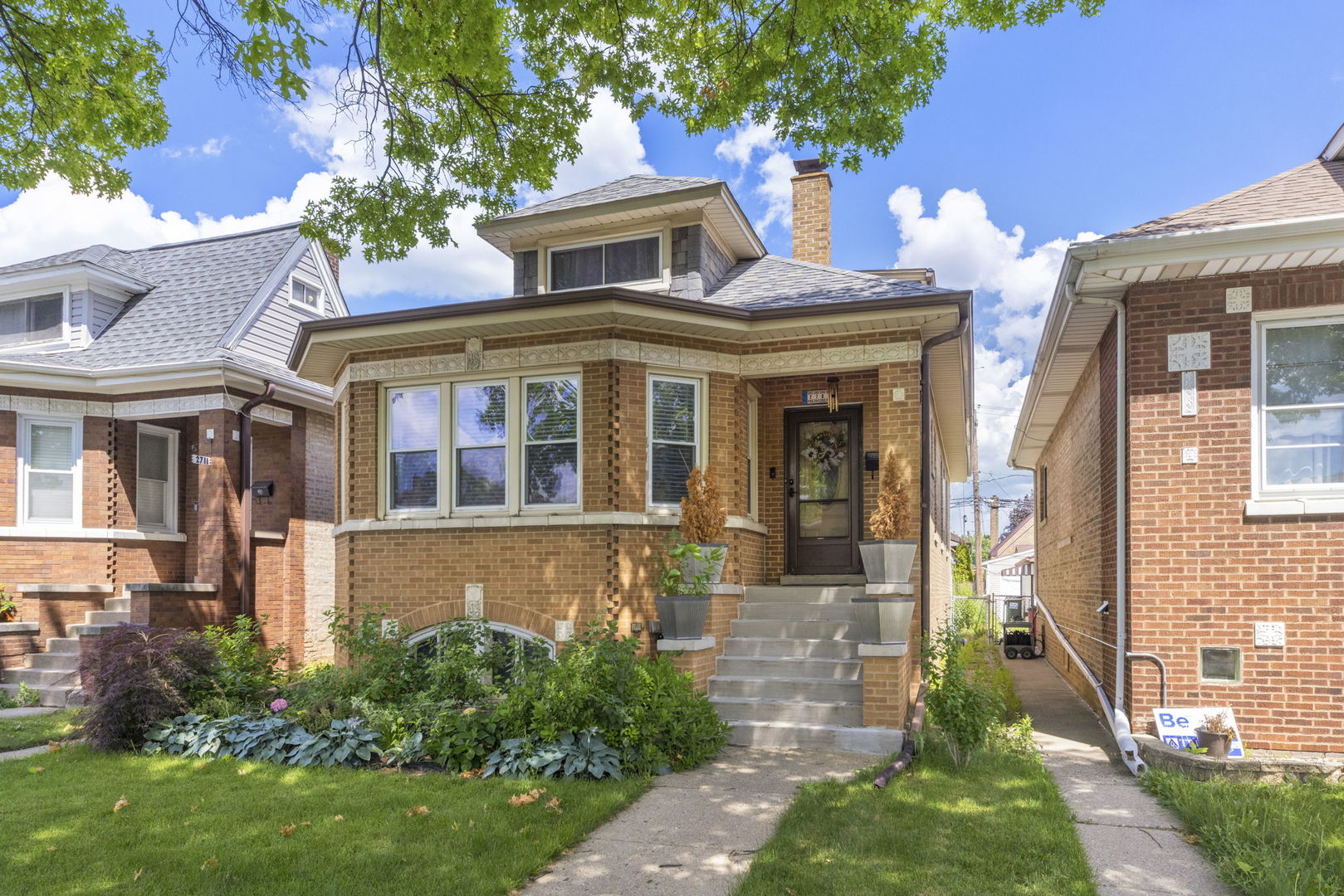 2709 N 76th Court, Elmwood Park, IL 60707