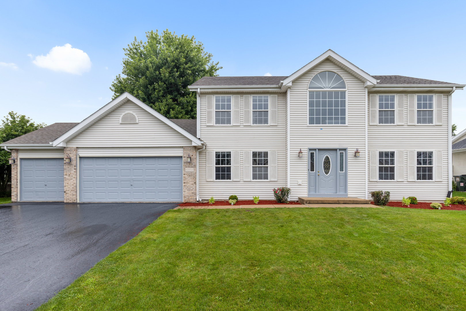 6804 Butterfield Drive, Cherry Valley, IL 61016