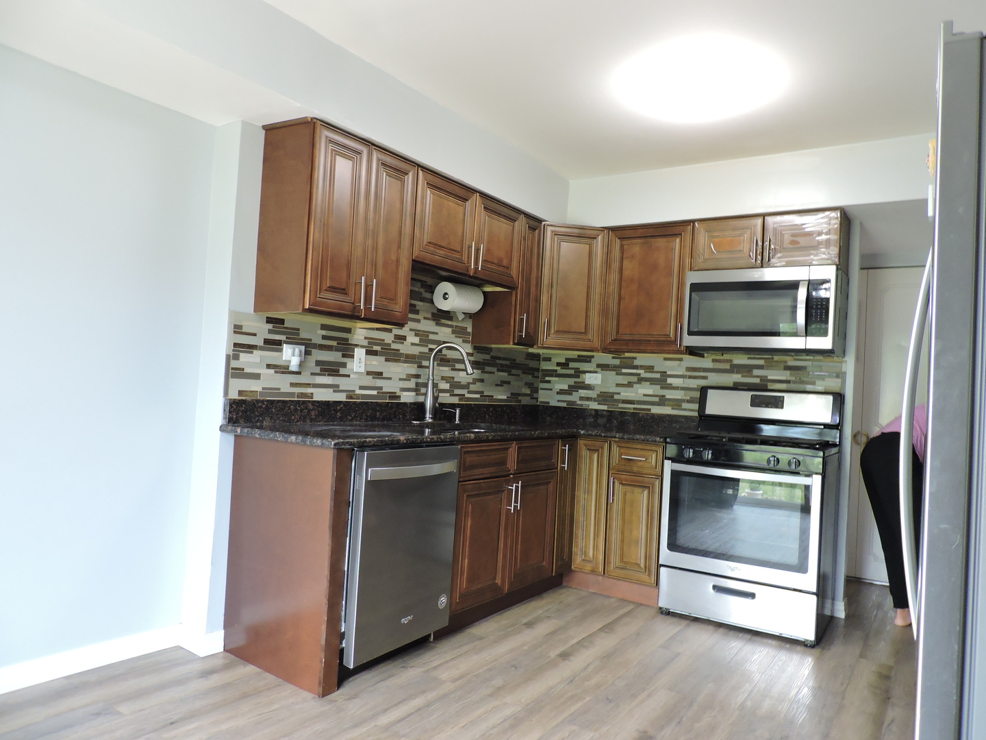 2216 Andover Court, Schaumburg, IL 60194