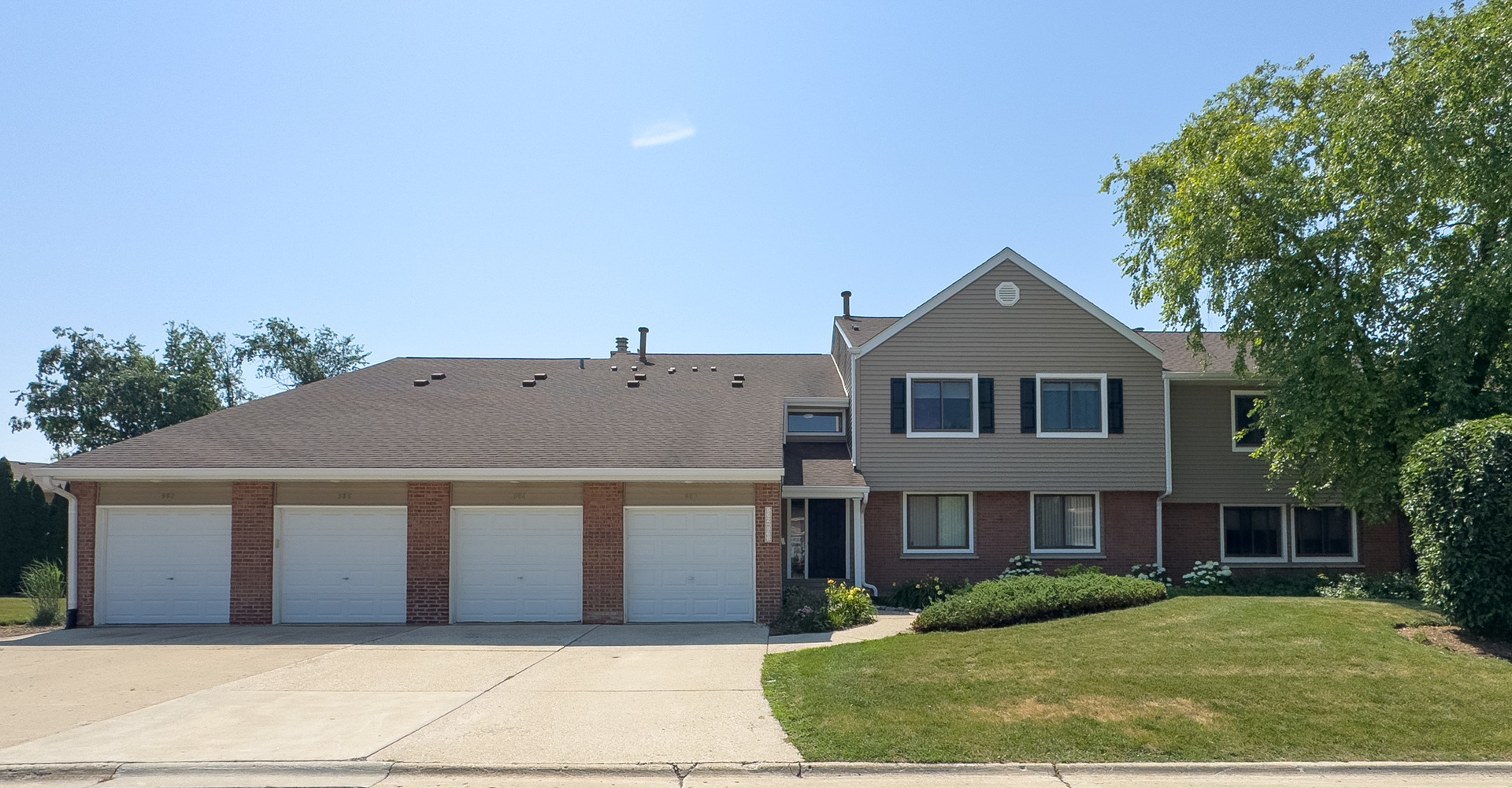 962 HARVEST Circle, Buffalo Grove, IL 60089