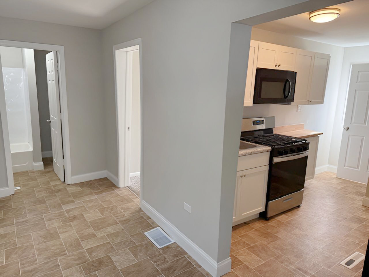 1023 N Elmwood Avenue, Waukegan, IL 60085