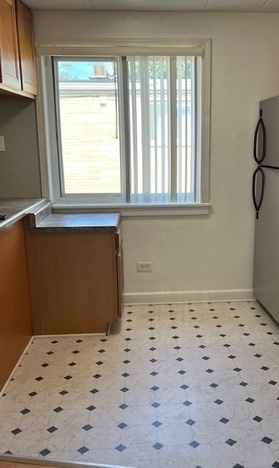 5209 S Leclaire Avenue #3B, Chicago, IL 60638