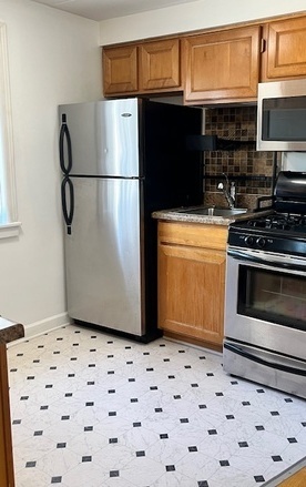 5209 S Leclaire Avenue #3B, Chicago, IL 60638