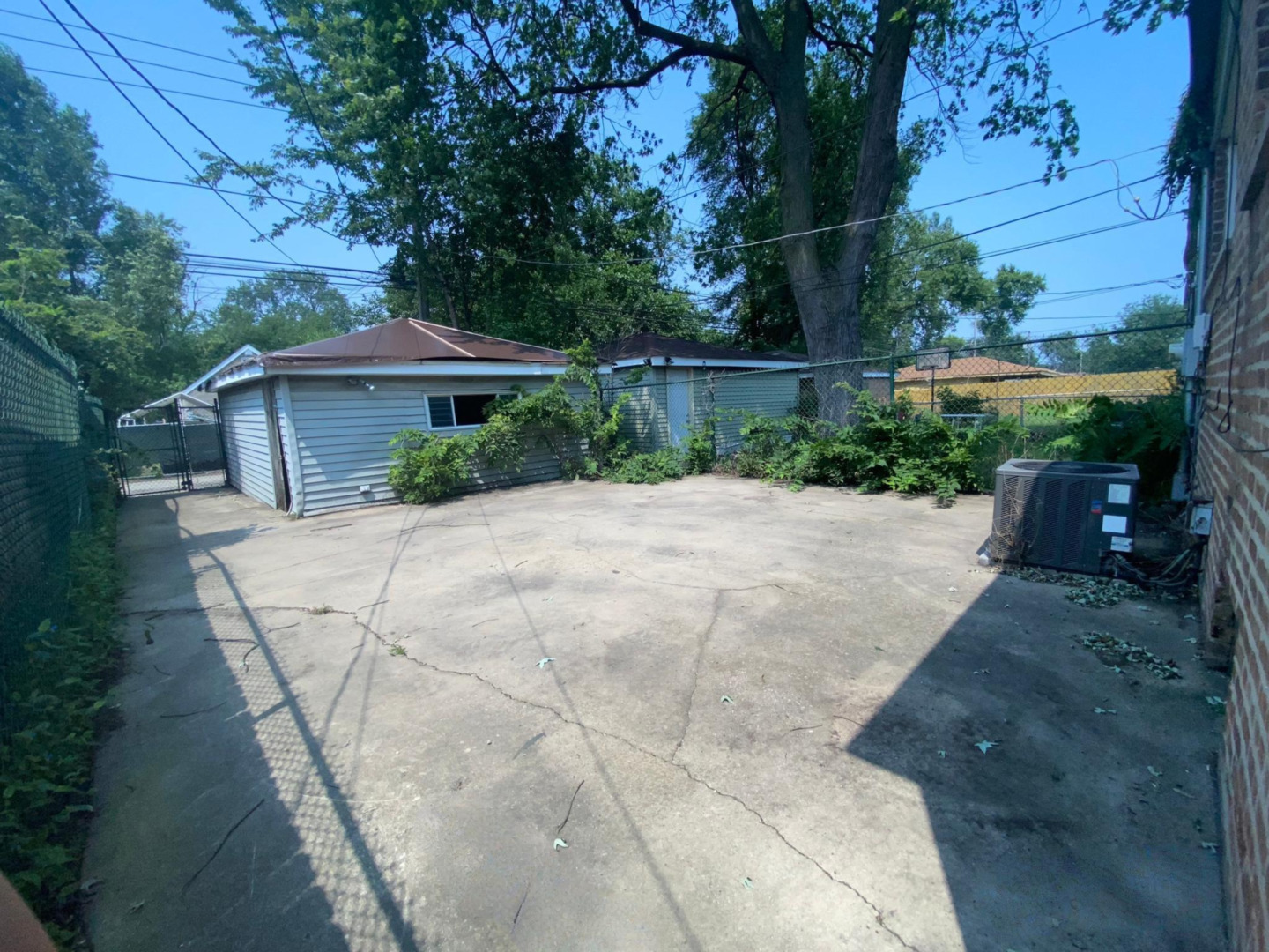 10240 S Torrence Avenue, Chicago, IL 60617