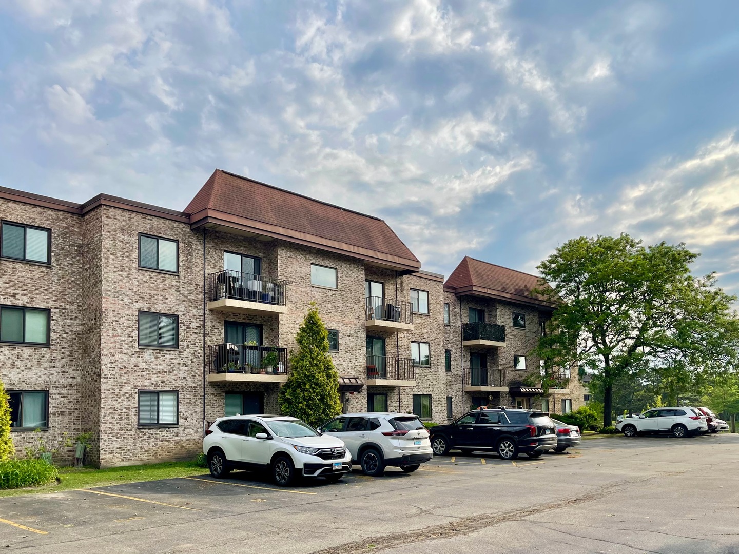 5511 Chateau Drive #5, Rolling Meadows, IL 60008
