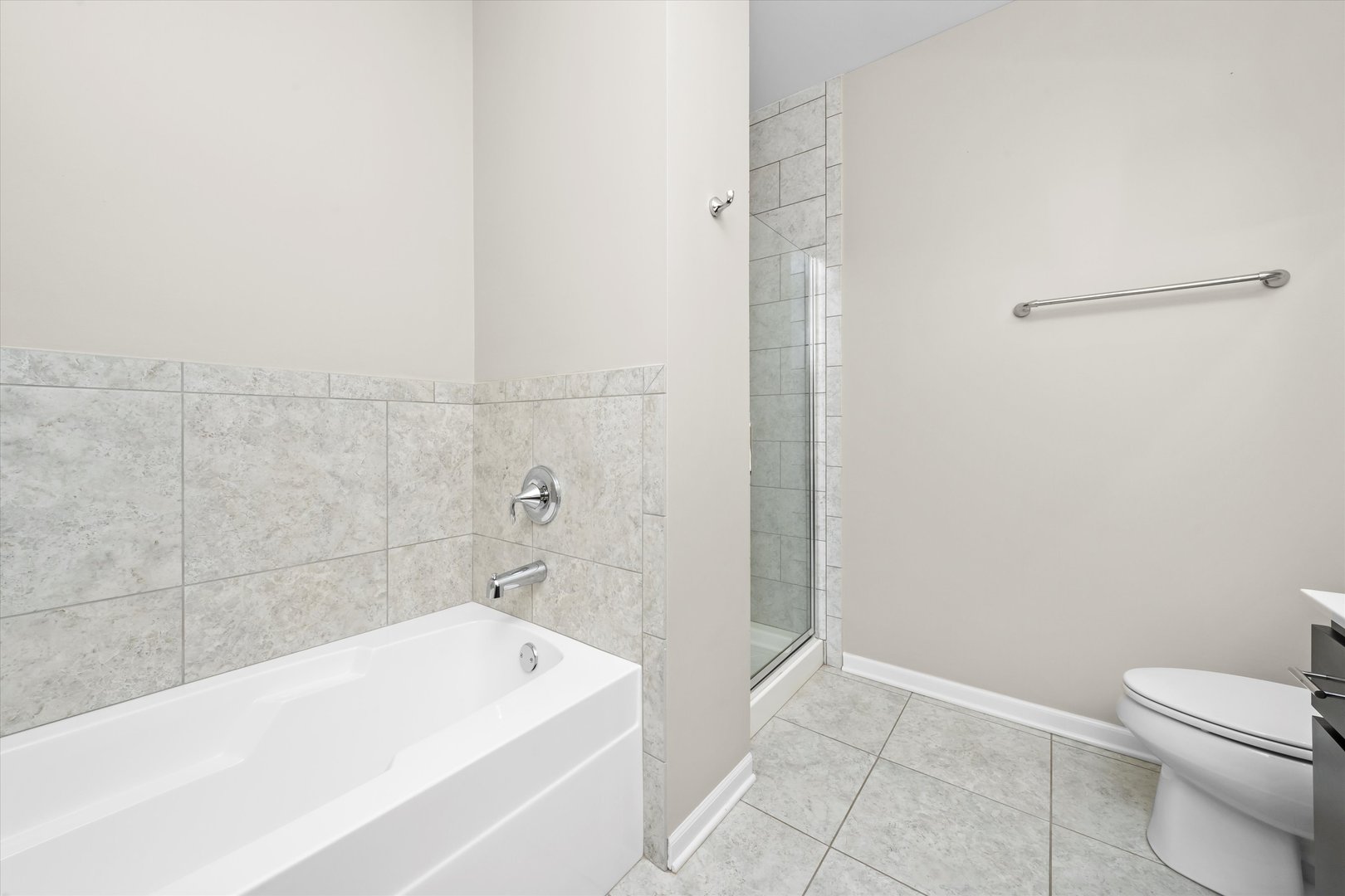 300 Village Circle #505, Willow Springs, IL 60480