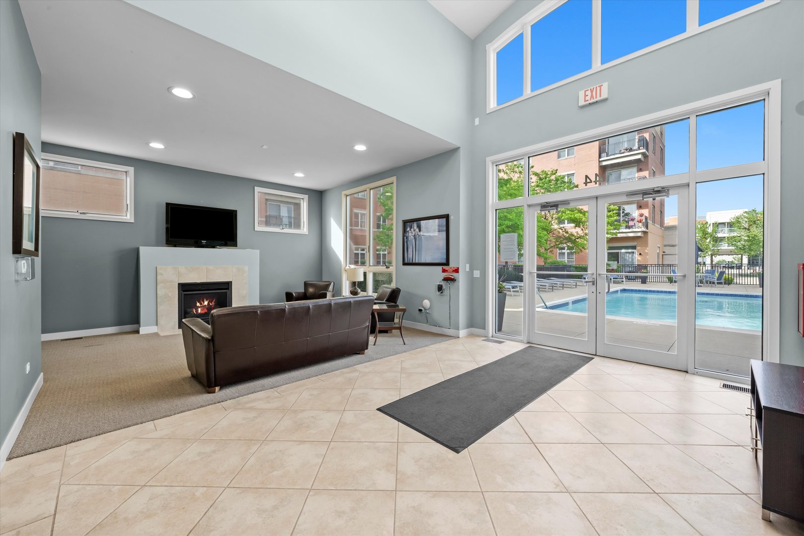 300 Village Circle #505, Willow Springs, IL 60480