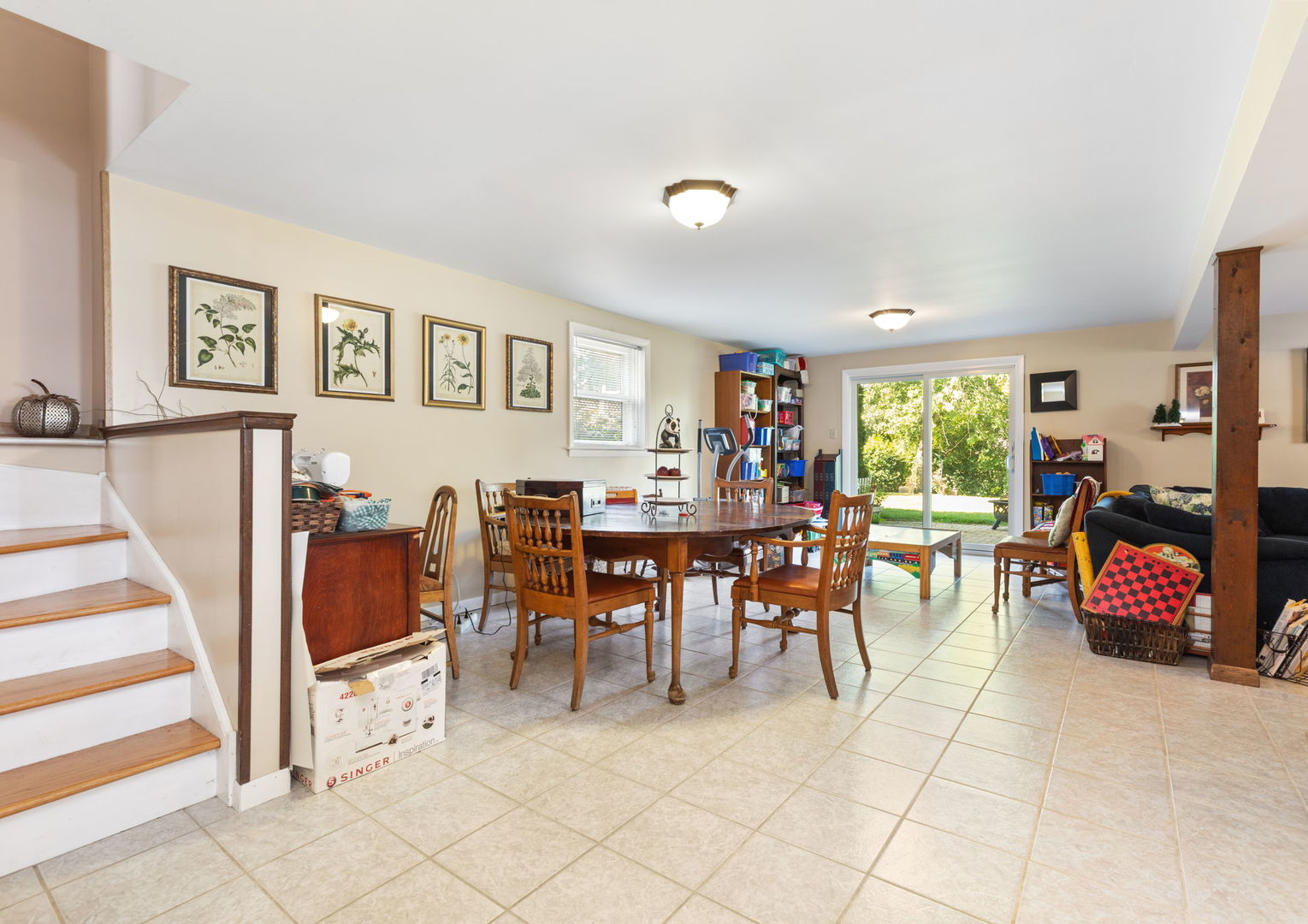 1888 Cheshire Lane, Wheaton, IL 60189
