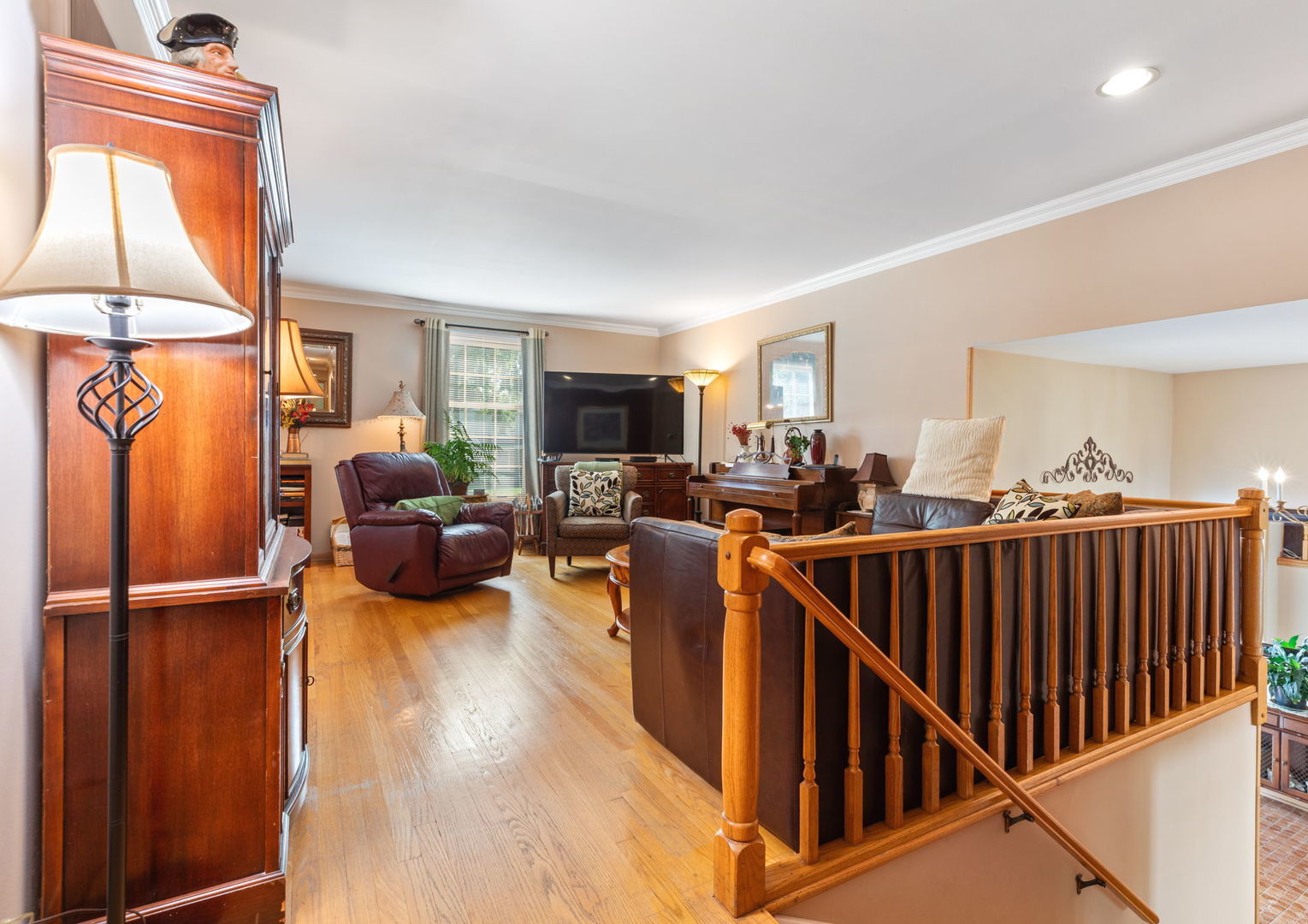 1888 Cheshire Lane, Wheaton, IL 60189