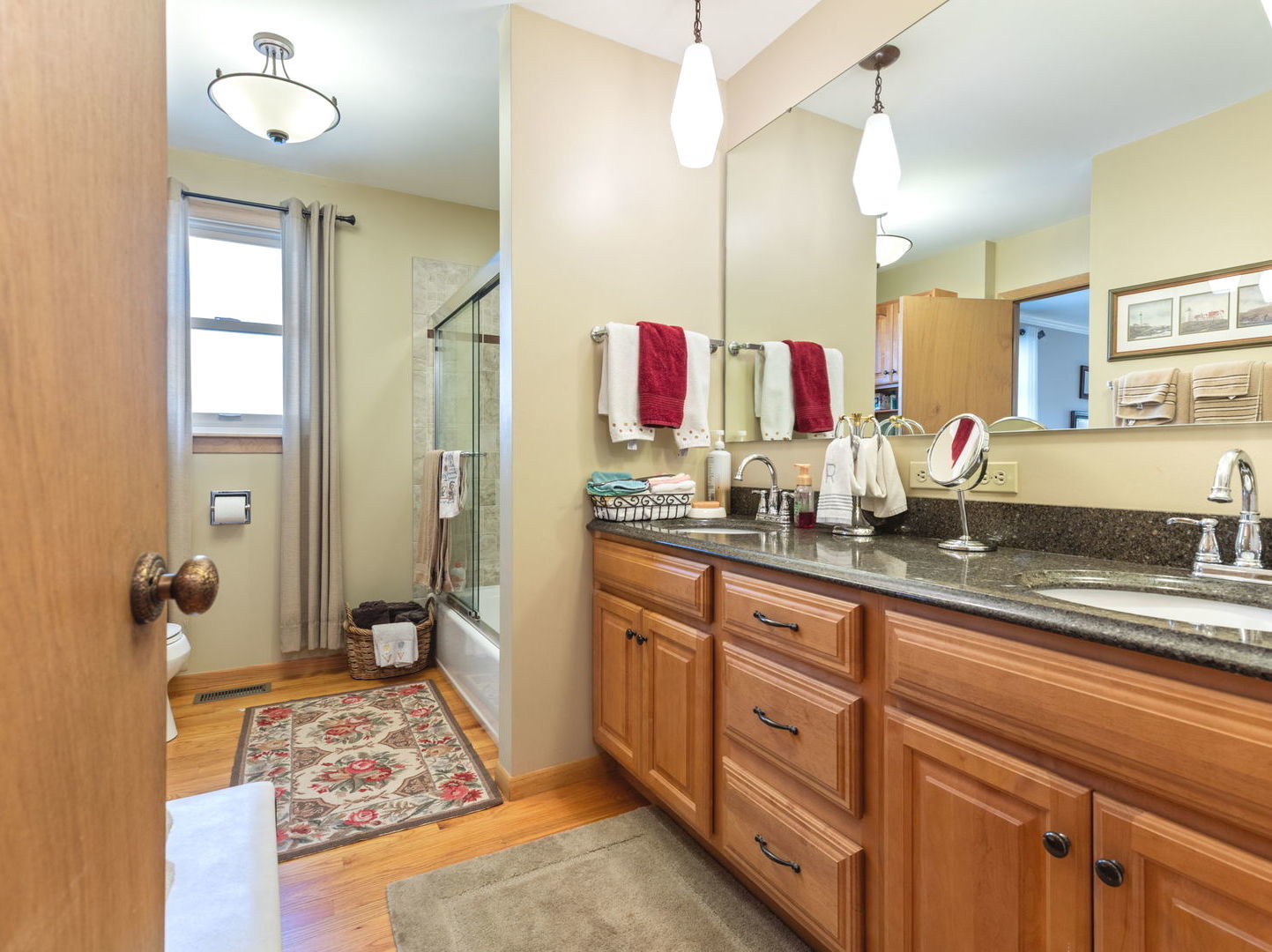 1888 Cheshire Lane, Wheaton, IL 60189