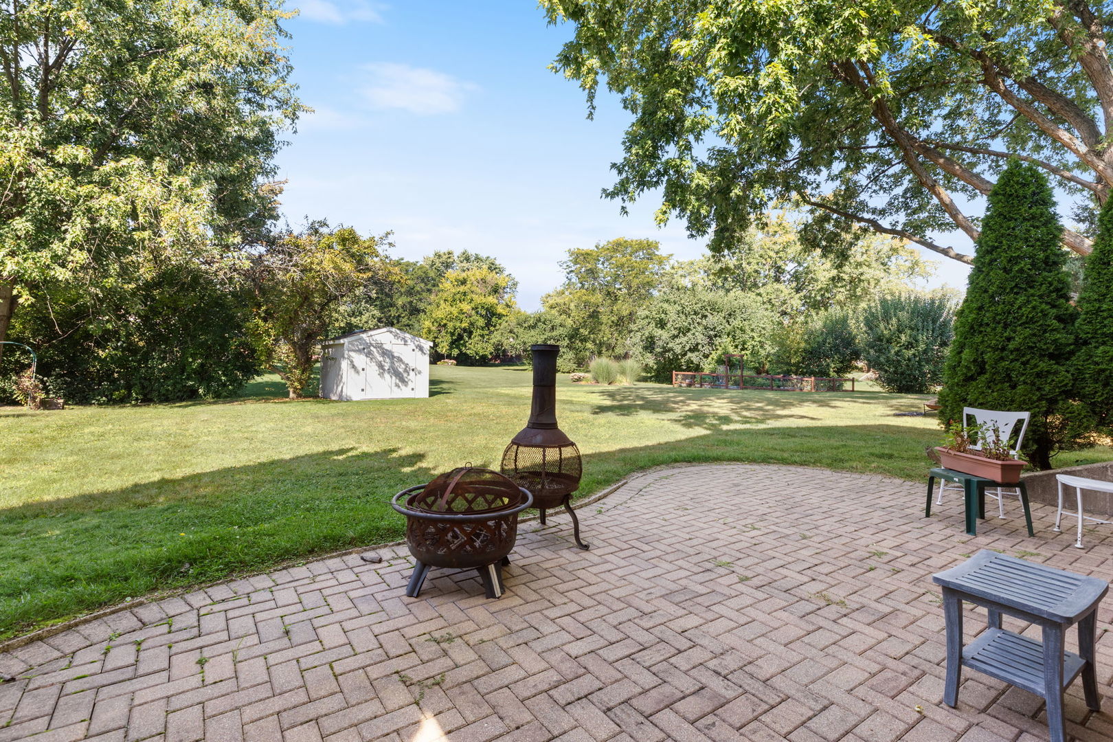1888 Cheshire Lane, Wheaton, IL 60189