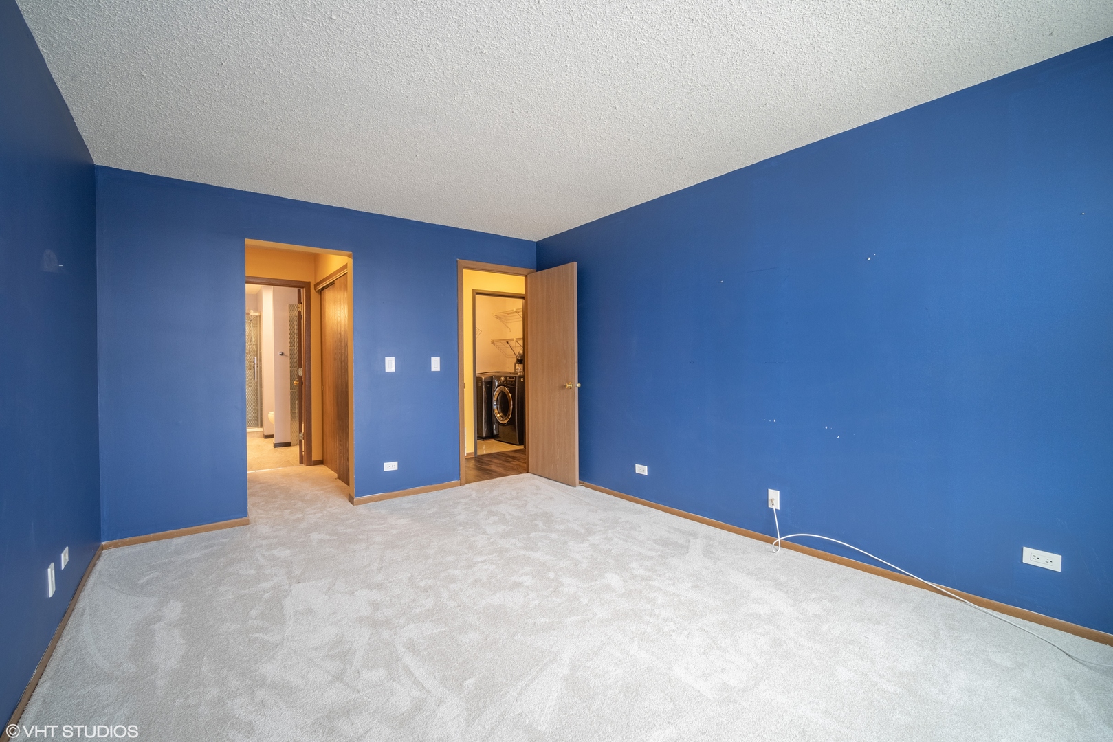350 W Happfield Drive, Arlington Heights, IL 60004