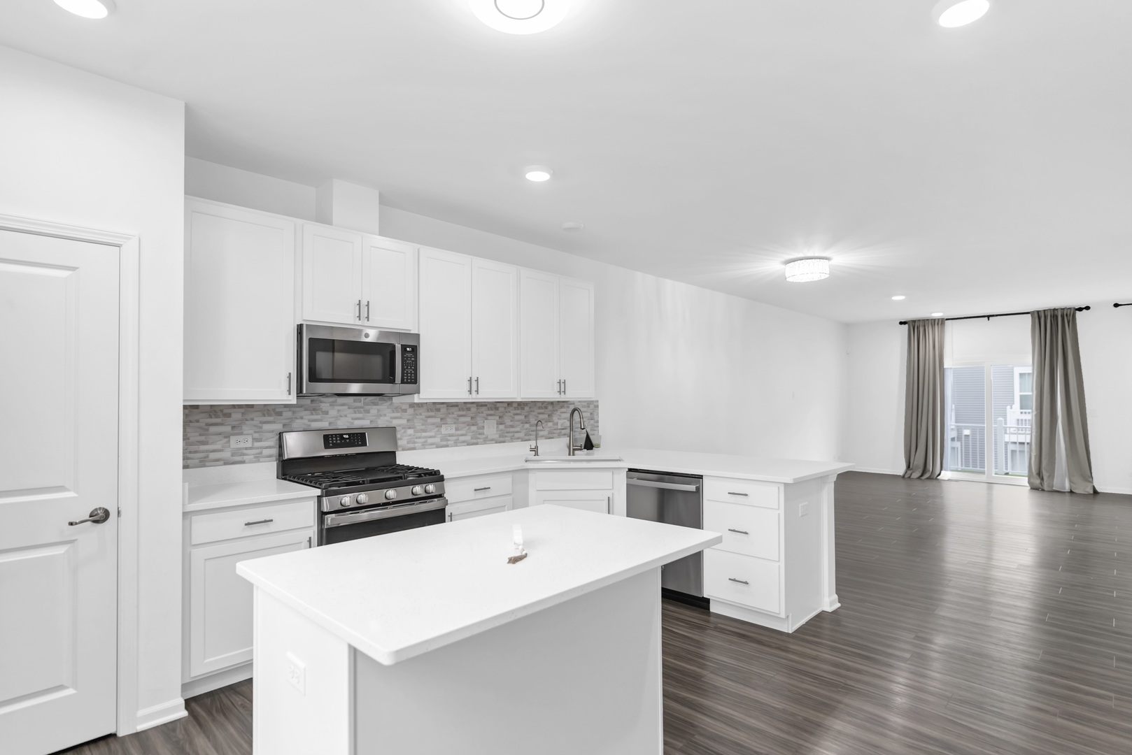 516 Wolverine Drive #516, Aurora, IL 60502