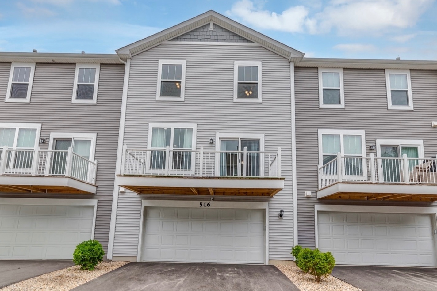 516 Wolverine Drive #516, Aurora, IL 60502