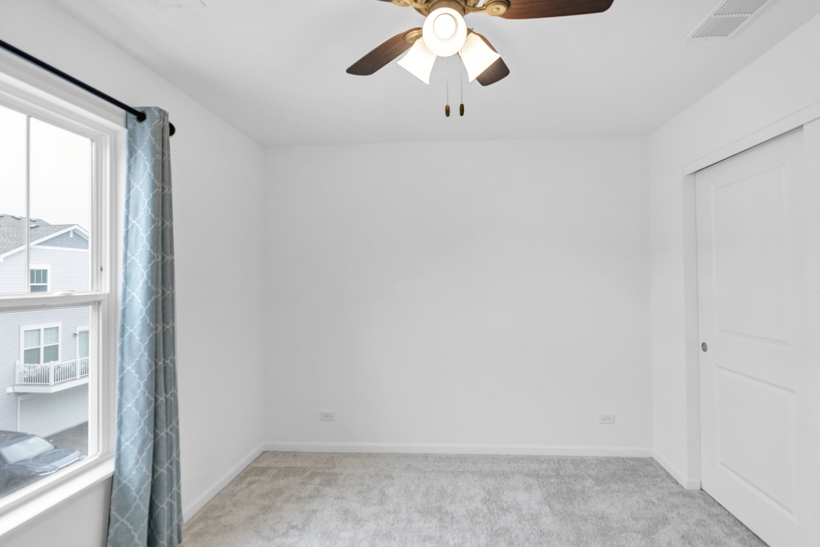 516 Wolverine Drive #516, Aurora, IL 60502
