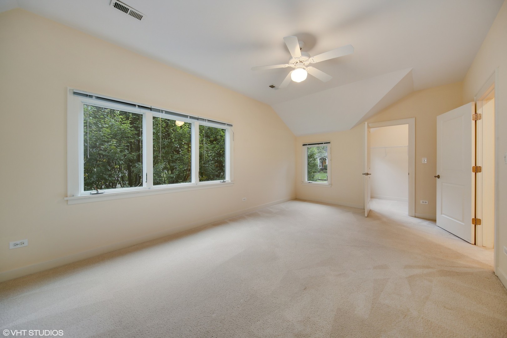 5505 Dunham Road, Downers Grove, IL 60516