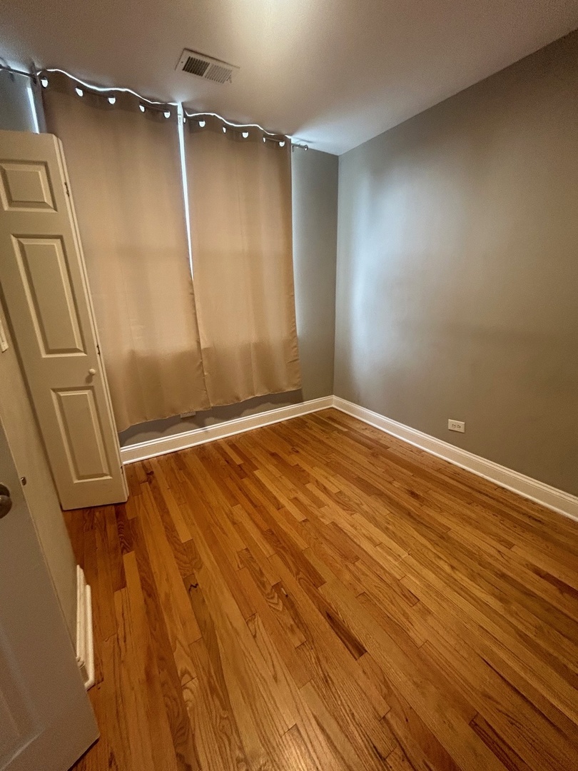 2501 W TOUHY Avenue #406, Chicago, IL 60645