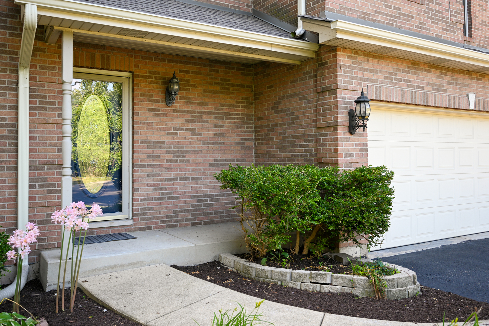 3S178 Patterman Road, Warrenville, IL 60555