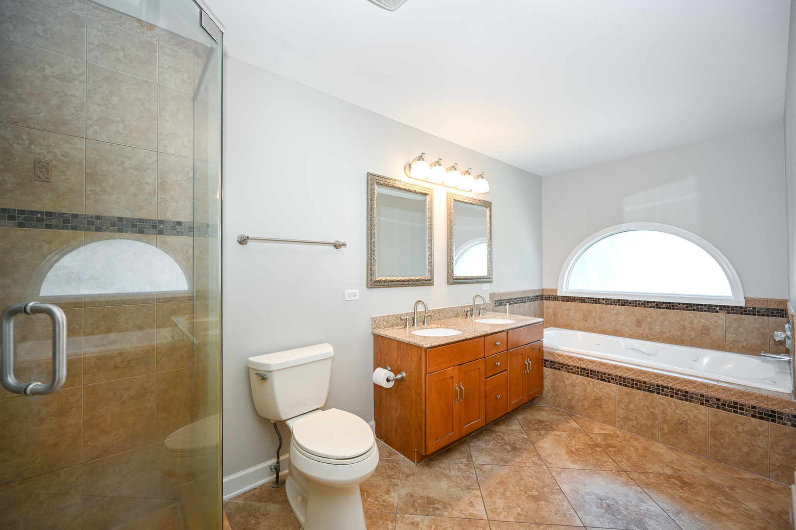 3S178 Patterman Road, Warrenville, IL 60555